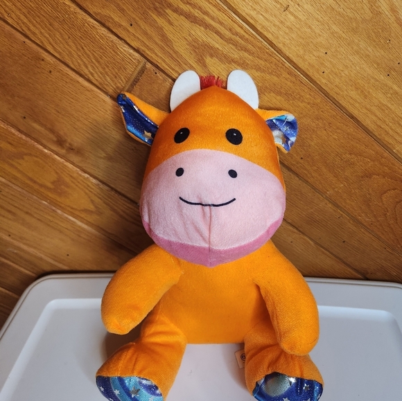 Bundle of 2 Little Monster's books and stuffed animal - Picture 6 of 9